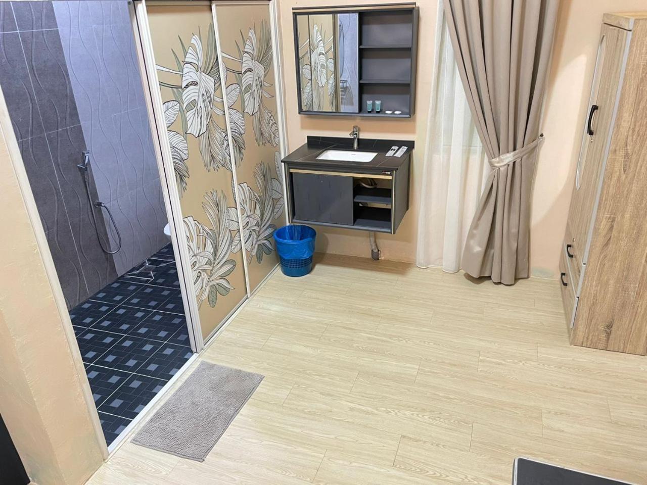 Capital O 91126 The Raga Chalet Yan Εξωτερικό φωτογραφία