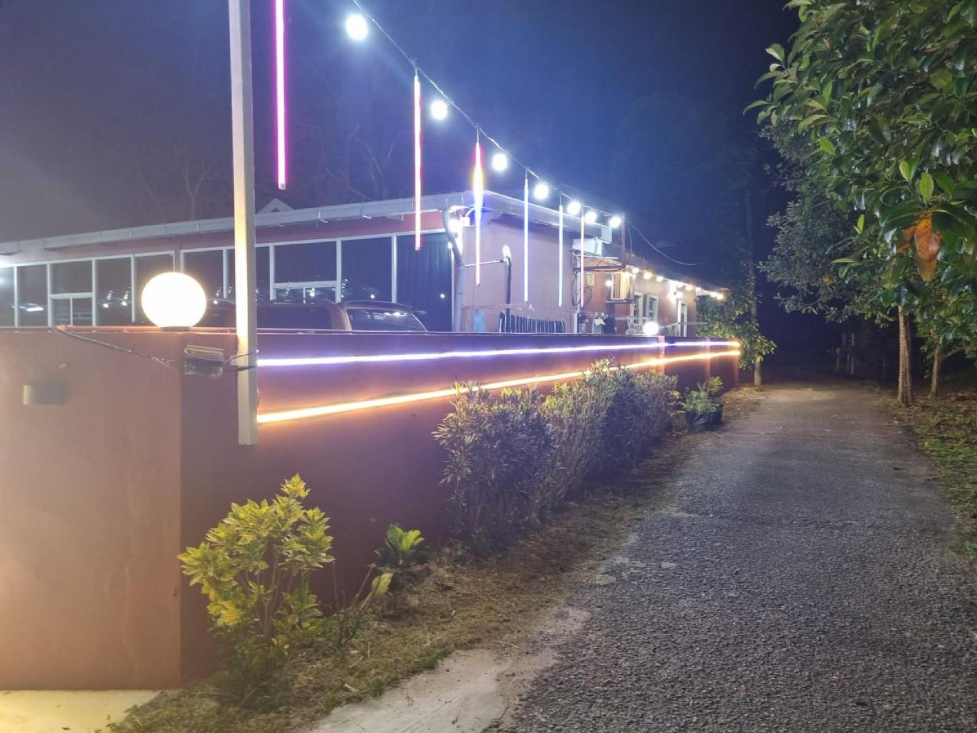 Capital O 91126 The Raga Chalet Yan Εξωτερικό φωτογραφία